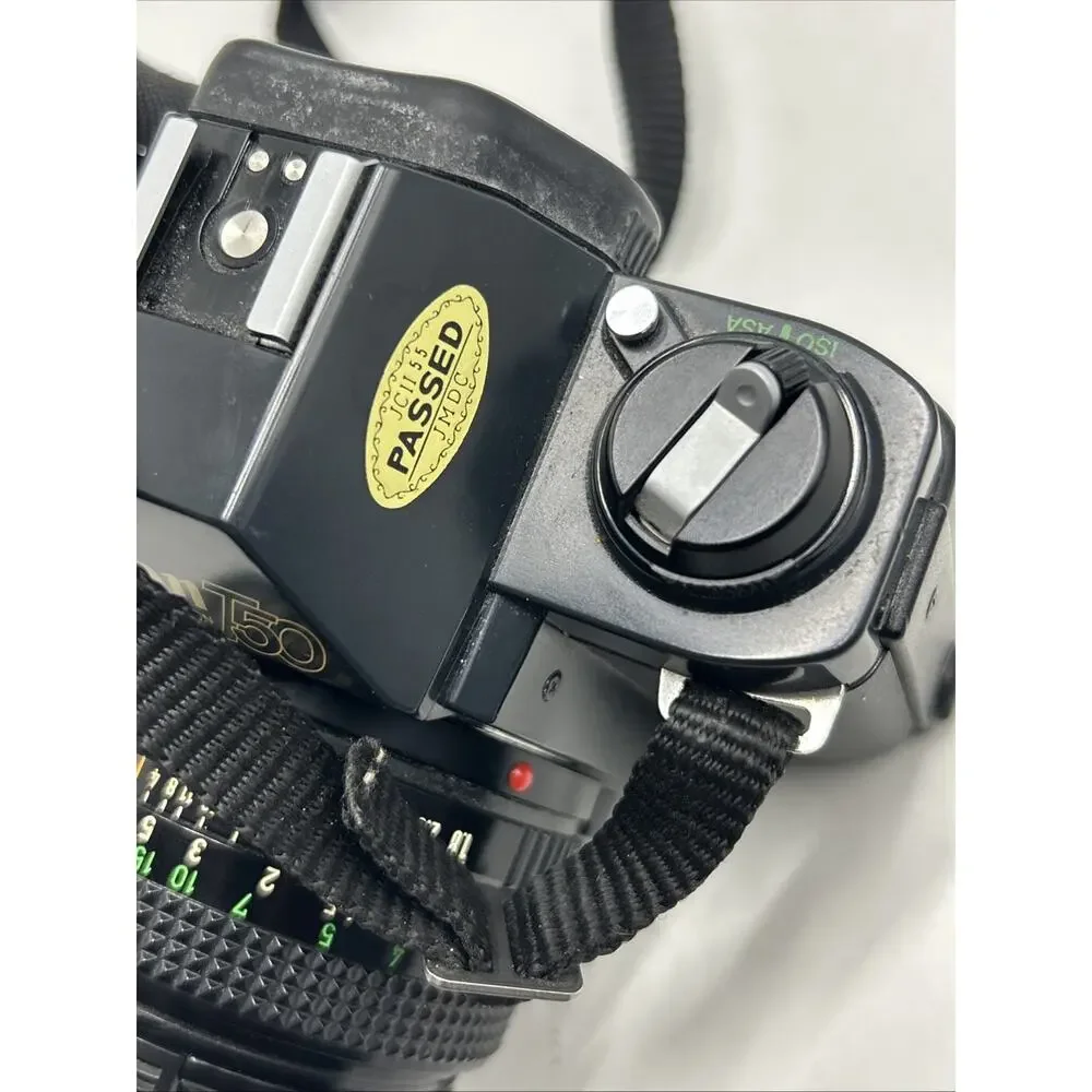 Canon T50 camera with CANON 50mm 1: 1.8 Lens MADE IN JAPAN TESTED WORKING
